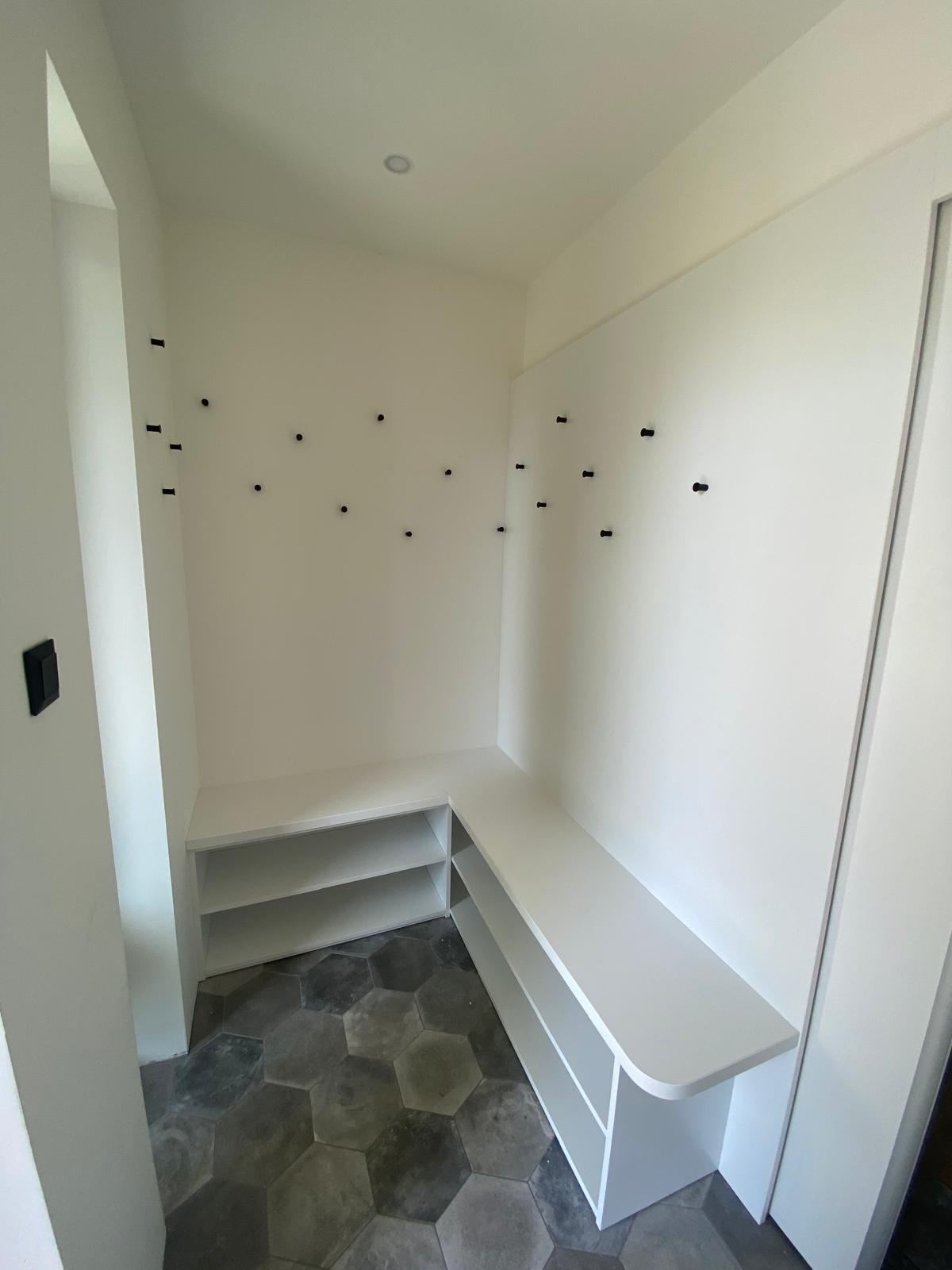 Předsíň – realizace 1